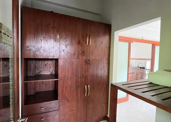 Badra House Frangipani Villa *